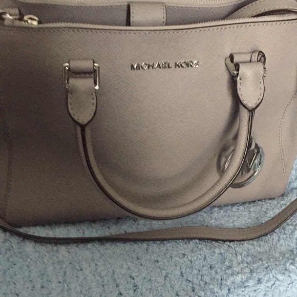 Michael kors handbag/crossbody - Picture 3 of 4